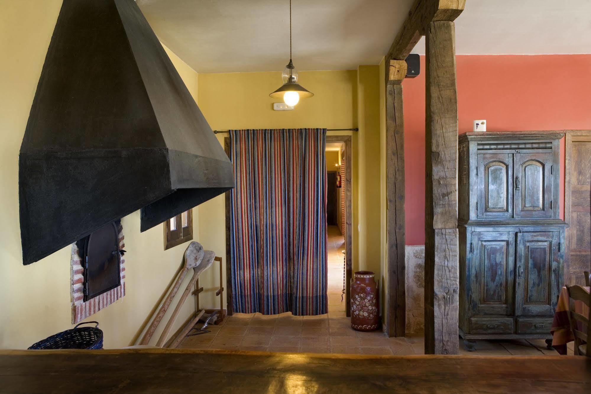 Hotel Rural La Data Gallegos Екстериор снимка